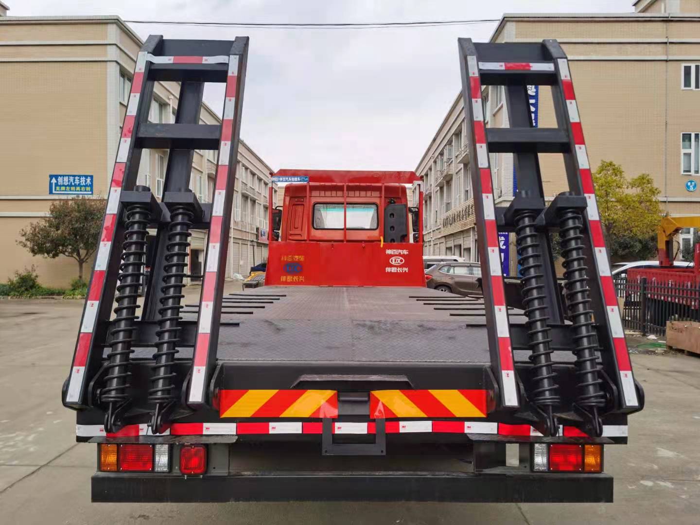 ˹̫����ZZ5184TPBK5017F1��ƽ���\(y��n)ݔ܇