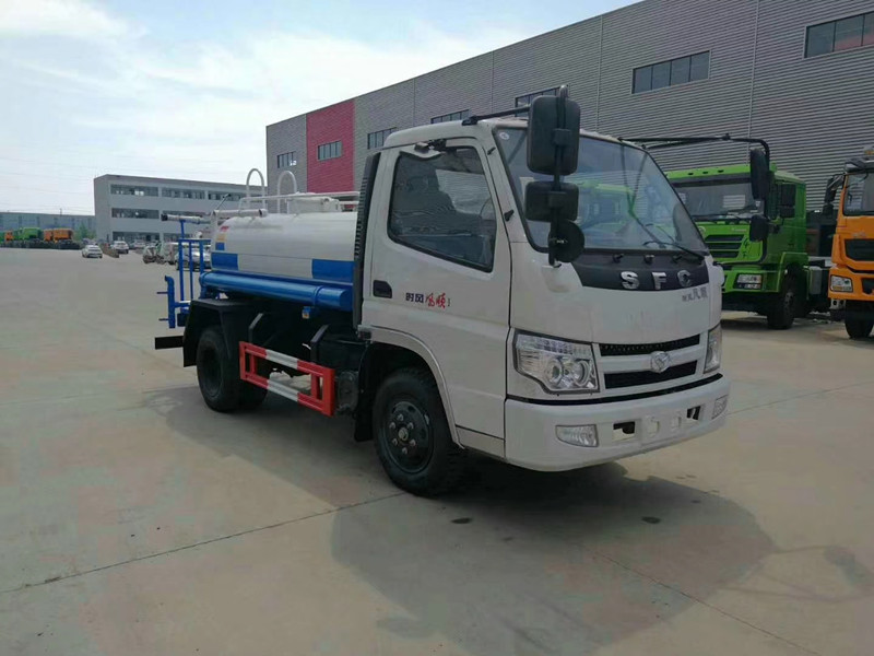 2����ˮ܇����(sh��)��2���{(l��n)�ƞ�ˮ܇�N�ۏS�҃r�񣬖|�L(f��ng)��ˮ܇�N�۹�˾