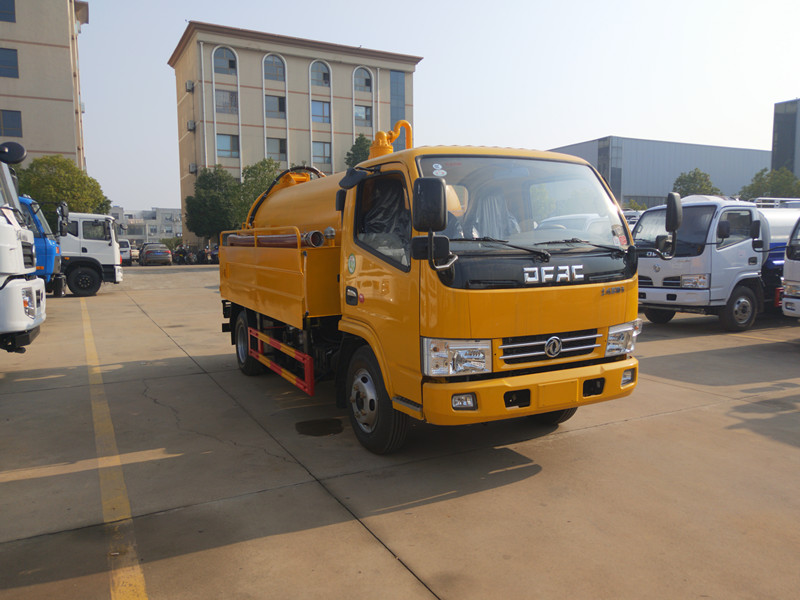 �{�Ƈ���С����ϴ����܇-��������܇�S��ֱ�N