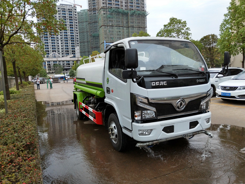 �|�L������С�͞�ˮ܇-��ˮ܇-�|�L��ˮ܇���a�S��